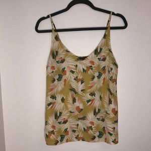 Banana Republic cami top size small.